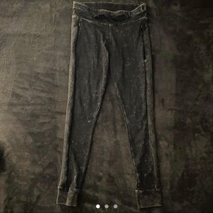 PINK distressed leggings